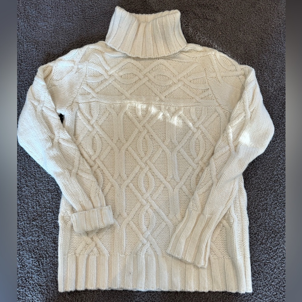 Ann Taylor Turtleneck Sweater Size Small